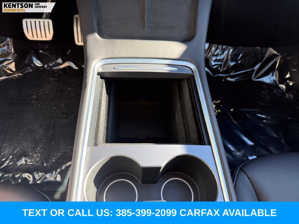 Used 2023 Tesla Model Y Performance AWD/4WD image 17