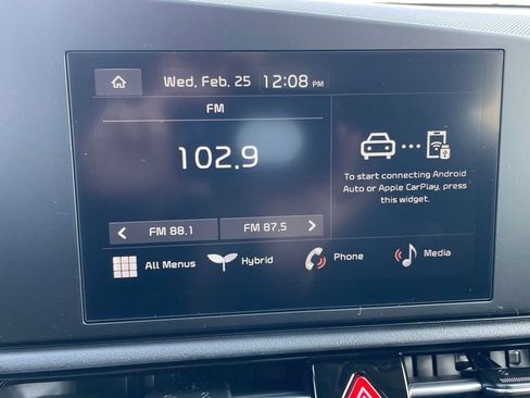 New 2026 Kia Niro LX FWD image 16