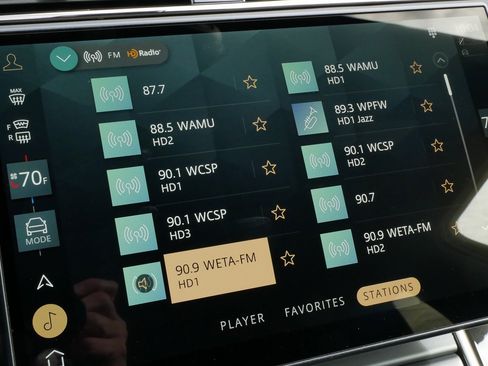 Used 2024 Land Rover Range Rover Evoque Dynamic SE image 56