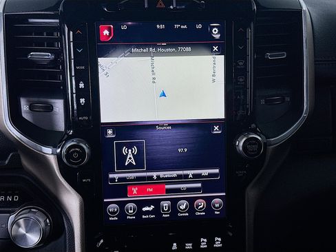 Used 2019 RAM 1500 Laramie RWD image 22