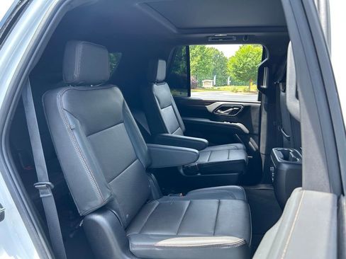 Used 2024 Chevrolet Tahoe High Country AWD/4WD image 55