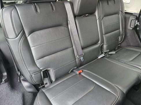 Used 2021 Jeep Wrangler Unlimited Sahara AWD/4WD image 30