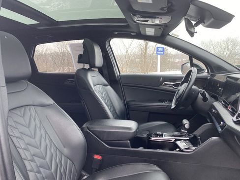 Certified 2023 Kia Sportage X-Line w/ X-Line Premium Package image 11