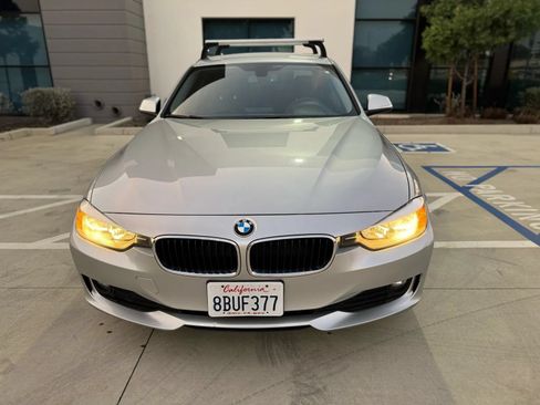 Used 2014 BMW 320i xDrive Sedan AWD/4WD image 2