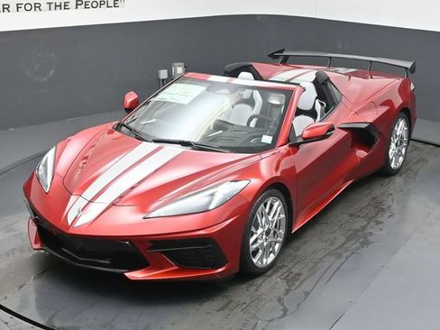 New 2027 Chevrolet Corvette Stingray Convertible w/ Stealth Interior Trim Package RWD image 25