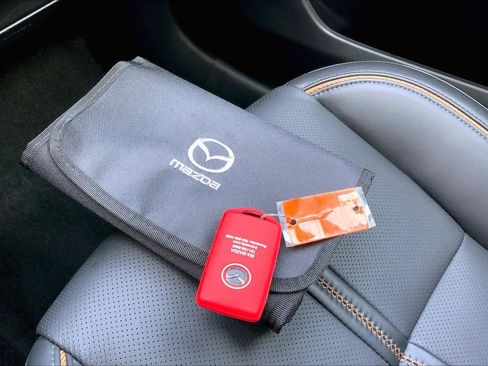 Certified 2025 MAZDA CX-50 AWD 2.5 Turbo w/ Accent Package image 15