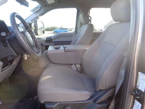 Used 2019 Ford F250 XLT image 45