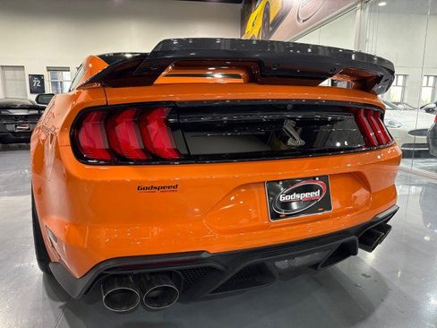 Used 2020 Ford Mustang Shelby GT500 w/ Technology Package image 40
