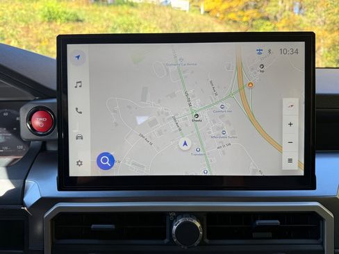 Used 2024 Toyota Tacoma TRD Off-Road image 21