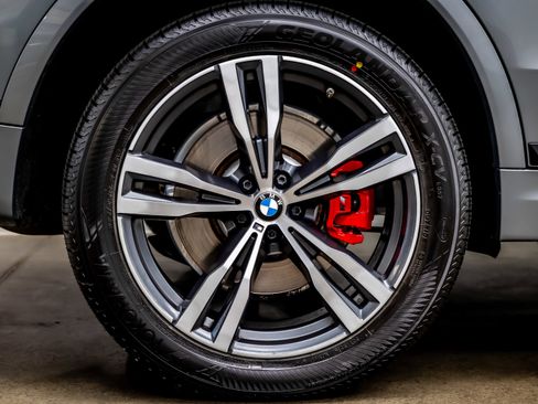 Used 2023 BMW X7 xDrive40i w/ Executive Package AWD/4WD image 38