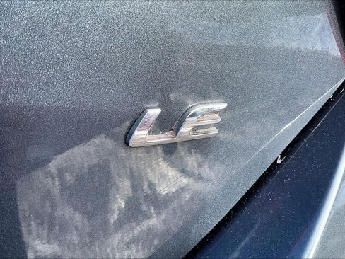 Used 2016 Toyota Corolla LE image 10