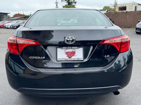 Used 2018 Toyota Corolla FWD image 6