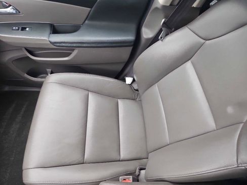 Used 2014 Honda Odyssey Touring image 23