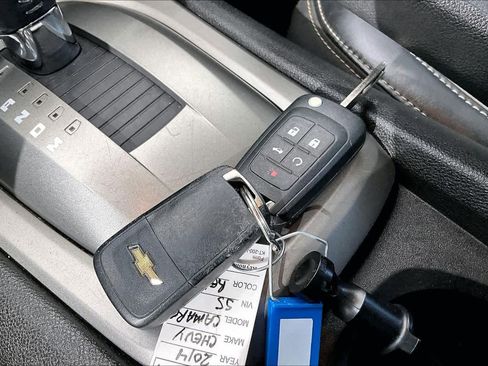 Used 2014 Chevrolet Camaro SS RWD image 15