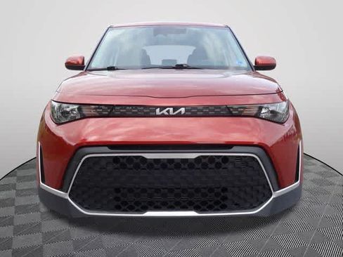 Used 2024 Kia Soul LX w/ Option Group 015 FWD image 5