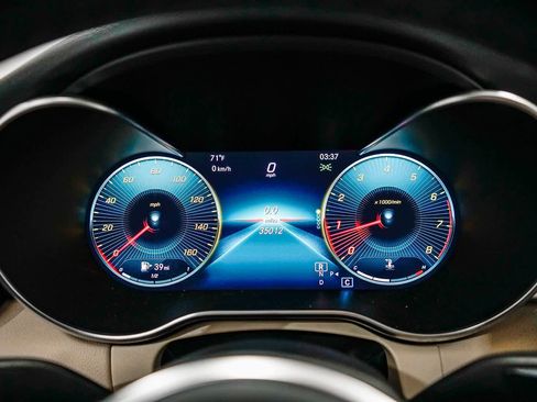 Used 2019 Mercedes-Benz C 300 Sedan image 24