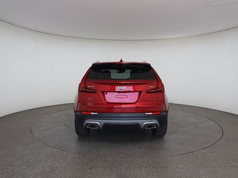 Used 2021 Cadillac XT4 Premium Luxury w/ Cold Weather Package AWD/4WD image 15