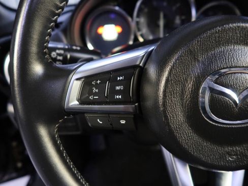 Used 2022 MAZDA MX-5 Miata RF Grand Touring image 28