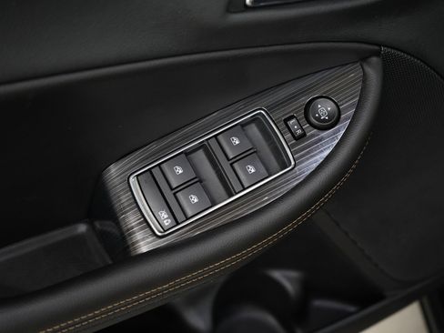 Used 2016 Chevrolet Impala LT w/ Convenience Package FWD image 18
