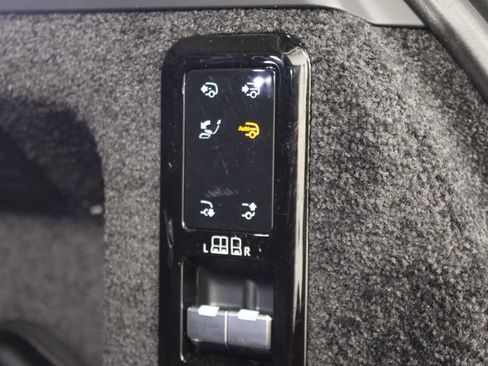 Certified 2024 Land Rover Range Rover Autobiography AWD/4WD image 42