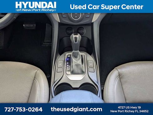 Used 2018 Hyundai Santa Fe Sport FWD image 22