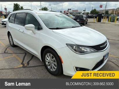 Used 2017 Chrysler Pacifica Touring-L