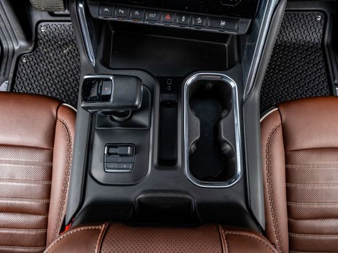 Used 2023 GMC Sierra 1500 Denali Ultimate image 28