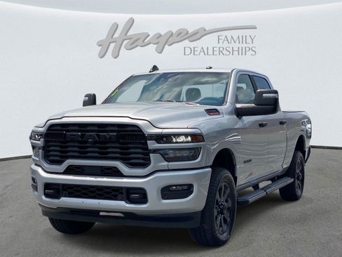 Used 2026 RAM 2500 Big Horn AWD/4WD image 10