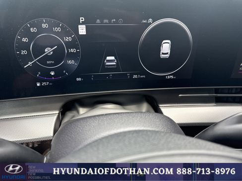 Used 2025 Kia Sportage SX FWD image 8