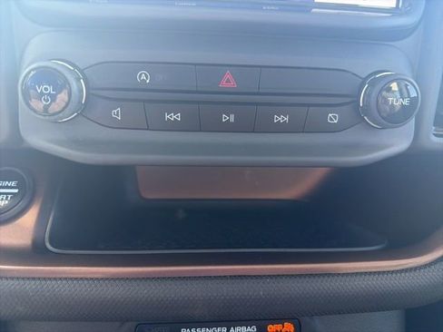 Used 2022 Ford Bronco Sport Outer Banks w/ Tech Package AWD/4WD image 28