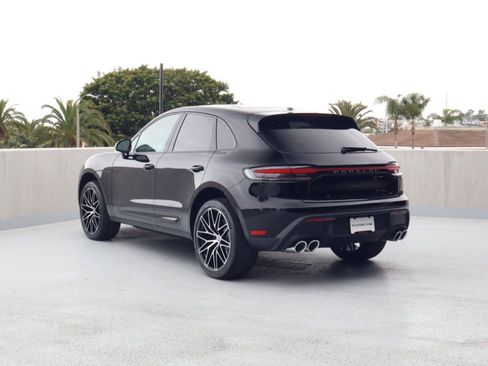 New 2026 Porsche Macan AWD/4WD image 3