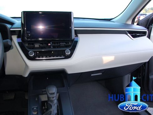 Used 2026 Toyota Corolla Cross L FWD image 20