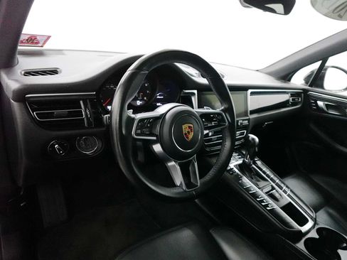 Used 2019 Porsche Macan AWD/4WD image 17