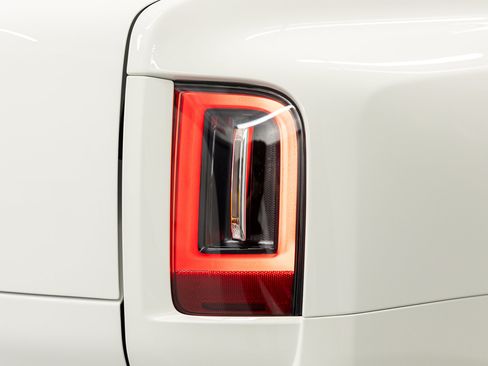 New 2026 Rolls-Royce Cullinan AWD/4WD image 23