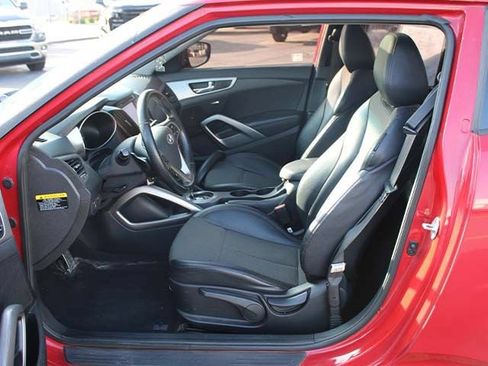 Used 2014 Hyundai Veloster w/ Style Package 02 FWD image 12