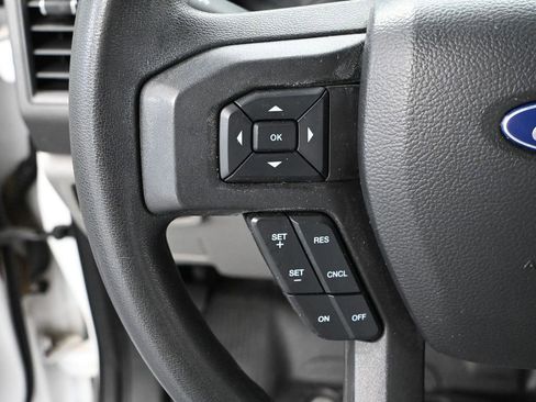 Used 2022 Ford F250 XL w/ Power Equipment Group image 27