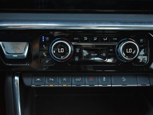 Used 2025 GMC Sierra 1500 Denali image 30