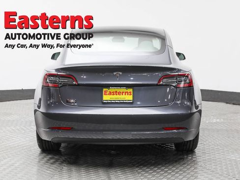 Used 2023 Tesla Model 3 Standard Range image 6