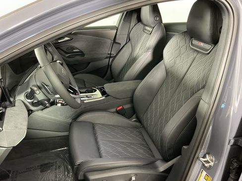 New 2025 Audi S6 e-tron Premium Plus image 14