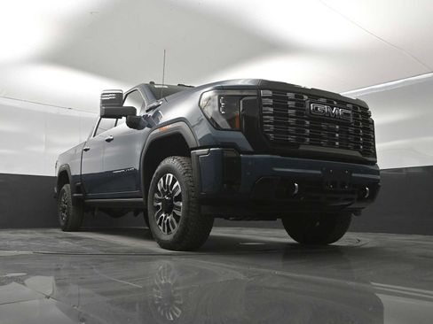 New 2026 GMC Sierra 2500 Denali Ultimate w/ Max Trailering Package AWD/4WD image 34
