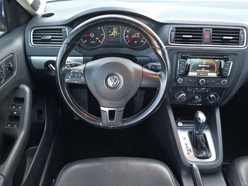 Used 2012 Volkswagen Jetta TDI FWD image 14