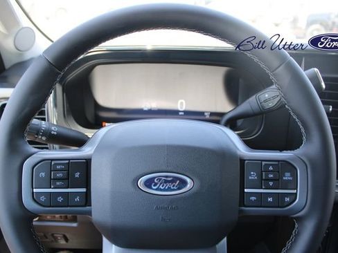 New 2025 Ford F250 Lariat w/ Chrome Package image 16