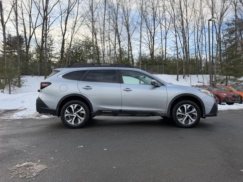 Used 2020 Subaru Outback Limited XT image 16