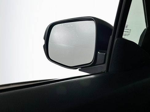 Used 2023 Honda Passport EX-L image 16