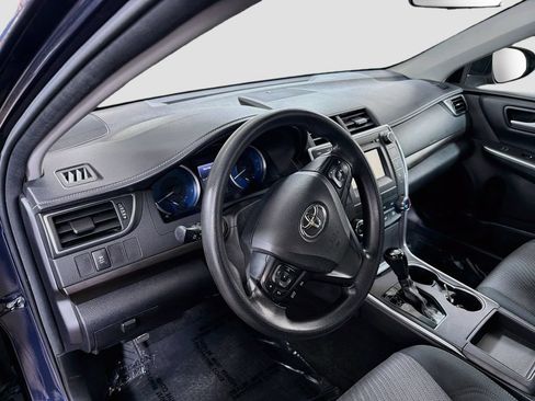 Used 2017 Toyota Camry LE FWD image 11