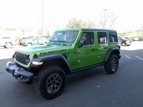New 2025 Jeep Wrangler Unlimited Rubicon image 4
