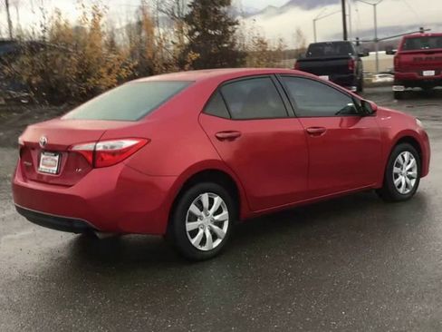 Used 2014 Toyota Corolla LE image 8