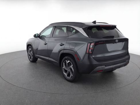Used 2025 Nissan Kicks SV FWD image 6