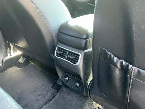 Used 2023 Hyundai Santa Fe SEL FWD image 22