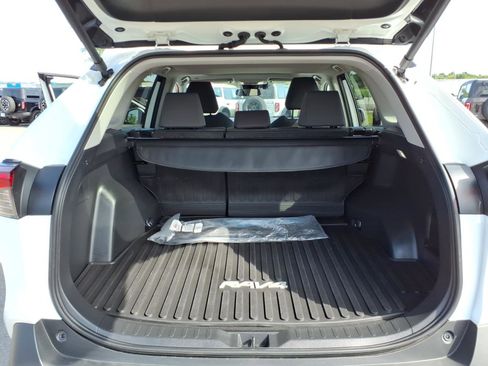 Used 2024 Toyota RAV4 XLE w/ Convenience Package FWD image 16
